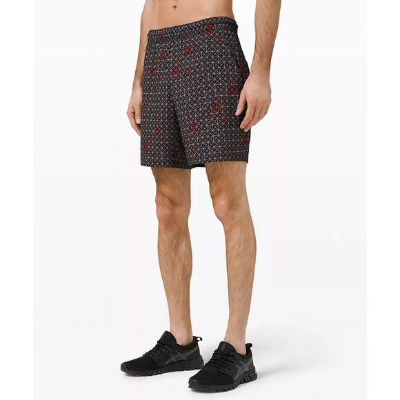 NWT lululemon membership Men's Pace Breaker Short 7" LL Size M - Picture 1 of 8